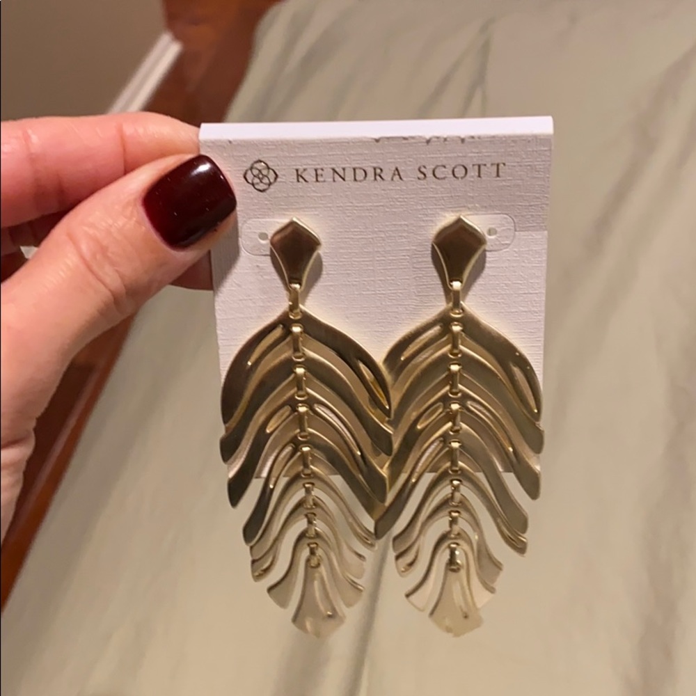 Kendra Scott lotus gold earrings